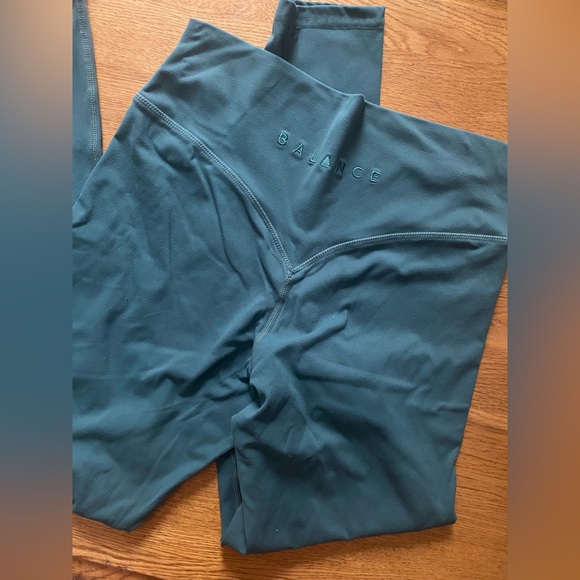 Vitality/Balance Athletica Jade Cloud Leggings - Picture 3 of 4